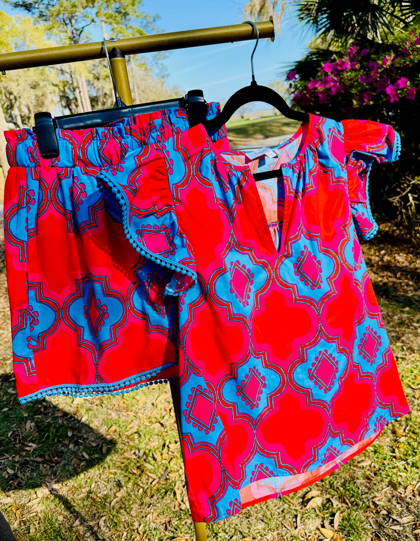 The Bella - Top